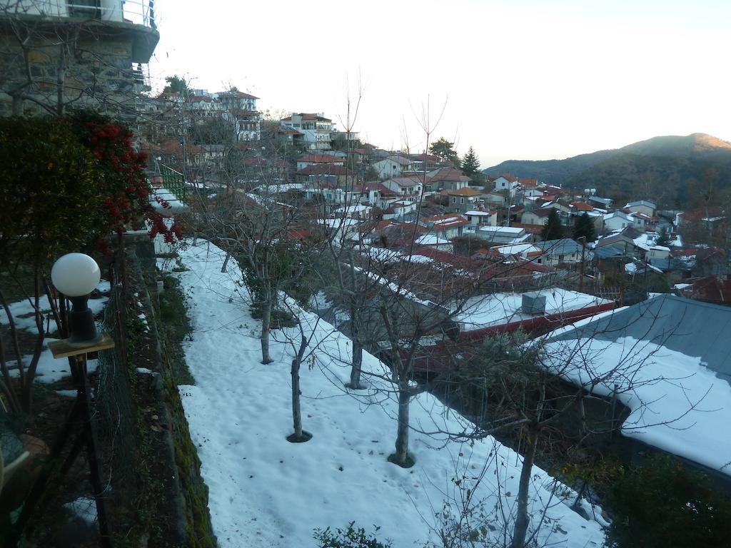 Capuralli Hotel Pedhoulas Exterior photo