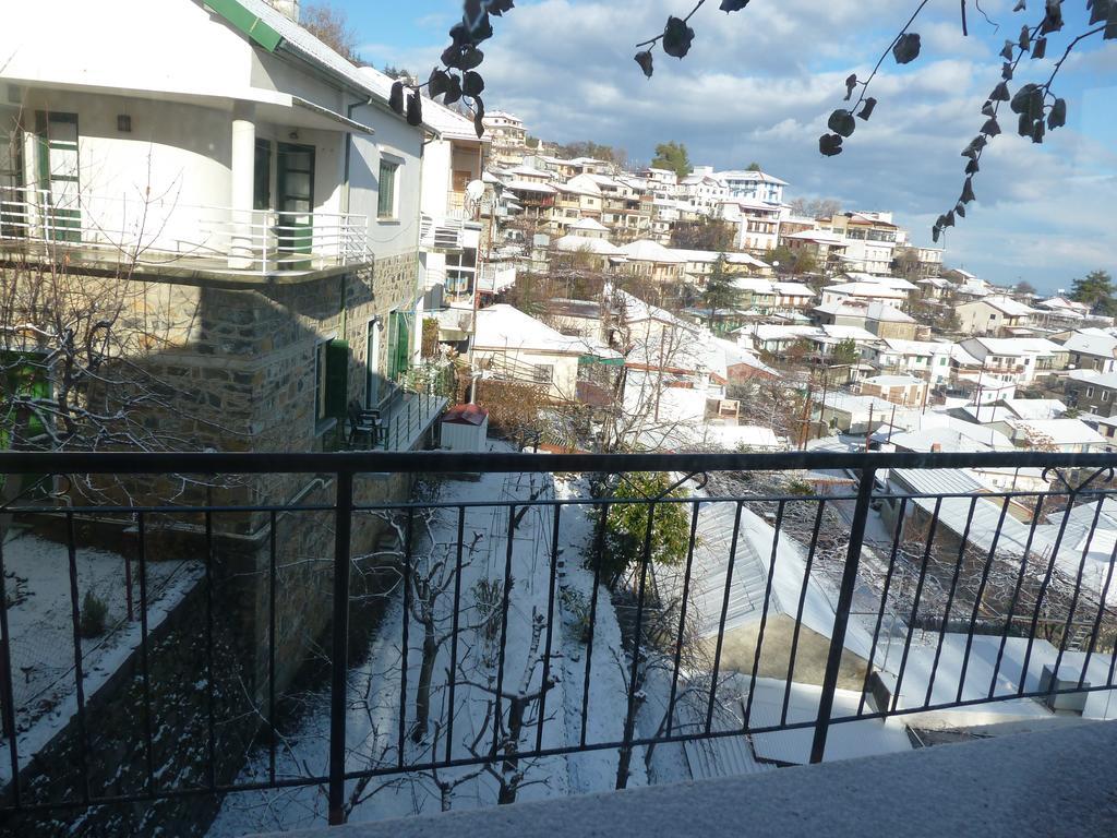 Capuralli Hotel Pedhoulas Exterior photo